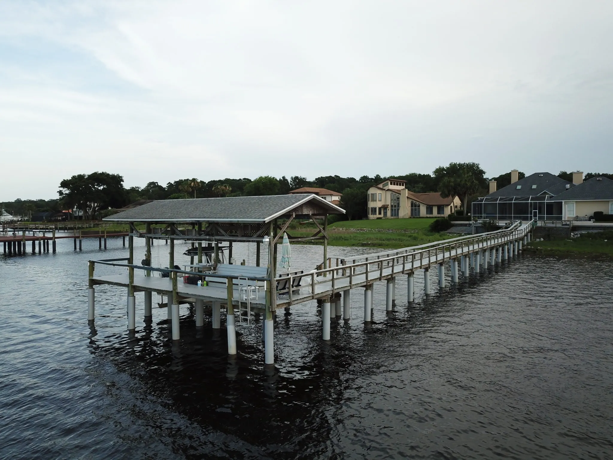 snapjacket piling repair installed on to fix boathous, pier, and dock.
