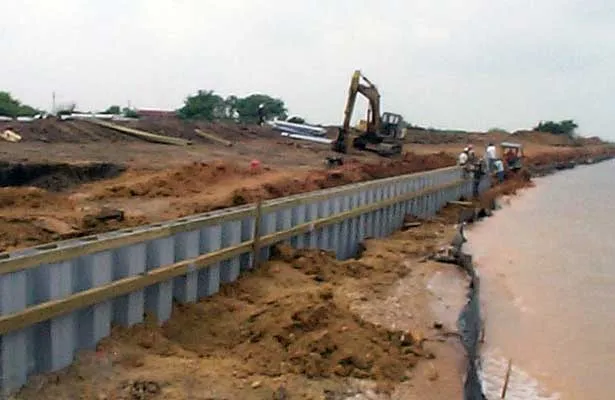 Vinyl bulkhead materials