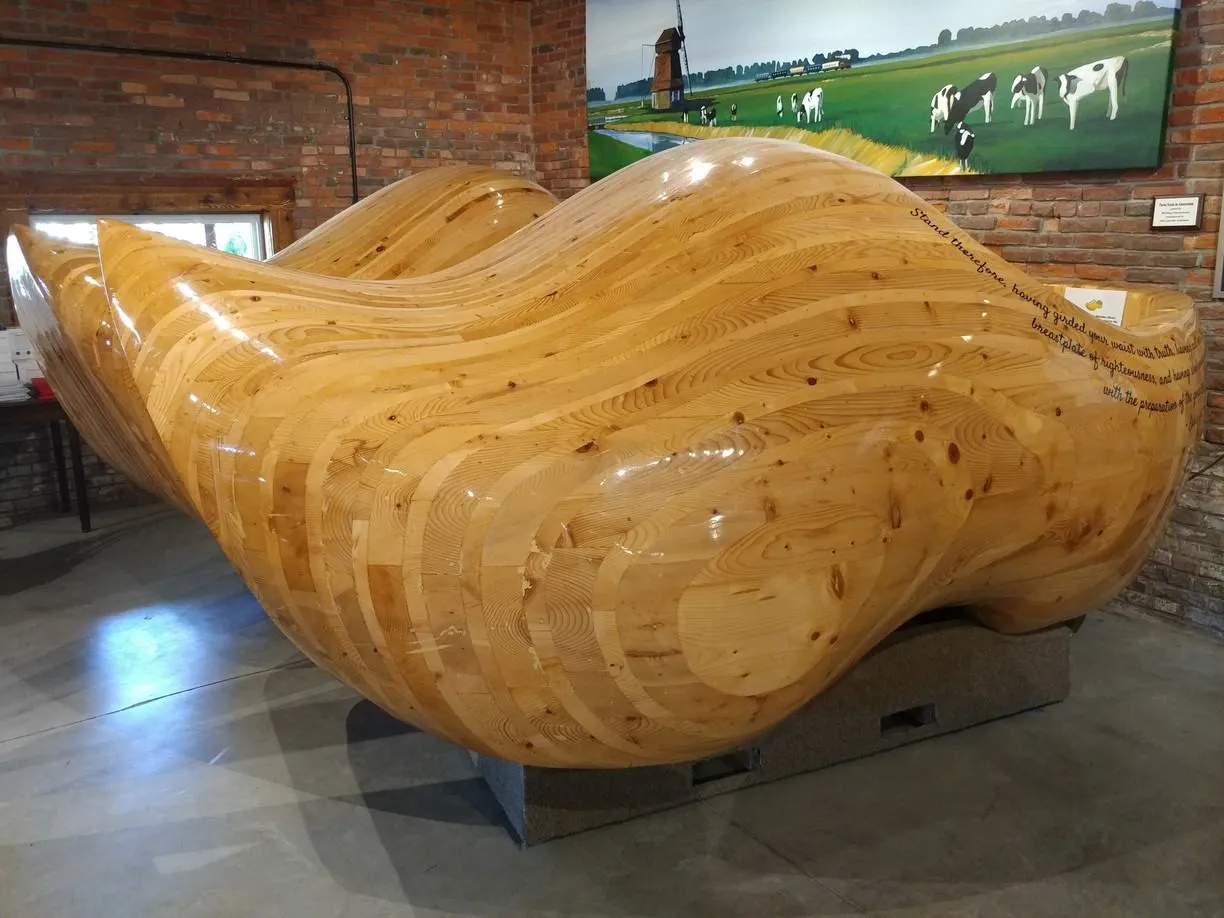 worlds largest wooden shoes