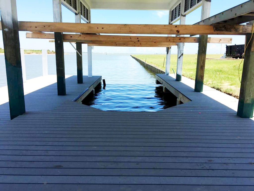 poly coated square pilings 1